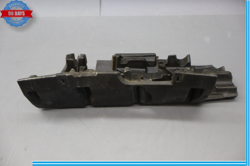 Load image into Gallery viewer, 11-20 Mercedes X166 GL450 GL550 Right Passenger Side Air Cleaner Insulator Oem