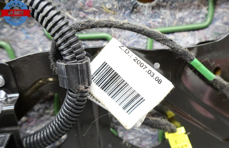 Load image into Gallery viewer, 12-14 Mercedes W218 CLS550 Front Right Passenger Lower Bottom Seat Cushion Oem