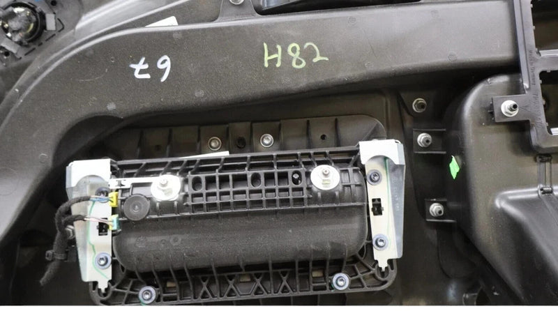 Load image into Gallery viewer, 11-16 Porsche Cayenne 958 Dashboard Dash Instrument Panel Assembly Oem