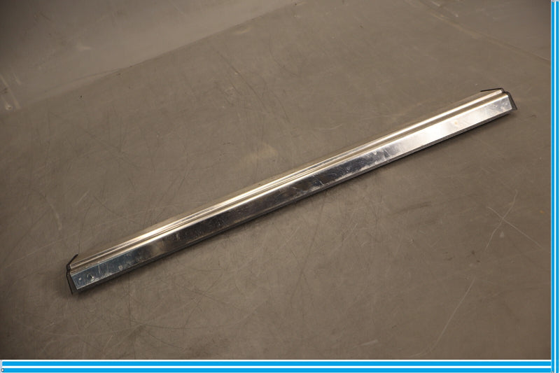 Load image into Gallery viewer, 10-13 Mercedes E350 E550 W212 Front Left Door Sill Scuff Plate Trim Cover Oem