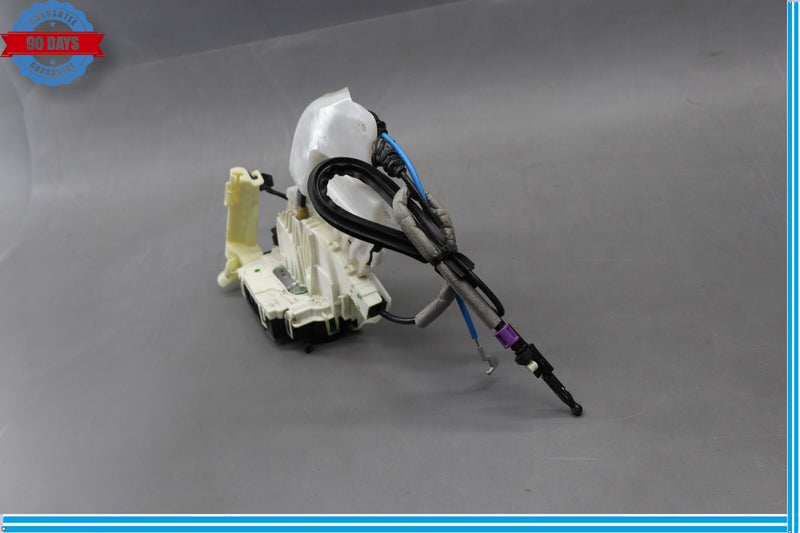Load image into Gallery viewer, 12-18 Mercedes W218 CLS550 CLS400 Rear Right Side Door Lock Latch Actuator Oem