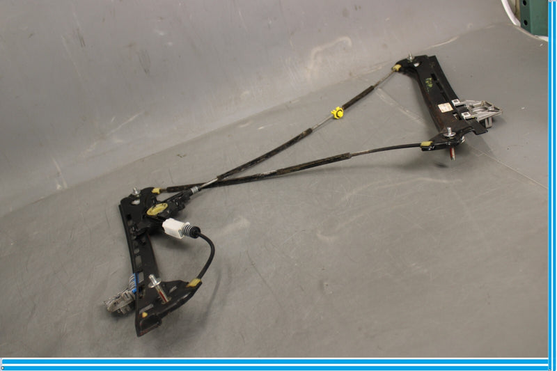 Load image into Gallery viewer, 10-17 Mercedes E350 E550 W207 Coupe Front Left Door Window Regulator Oem