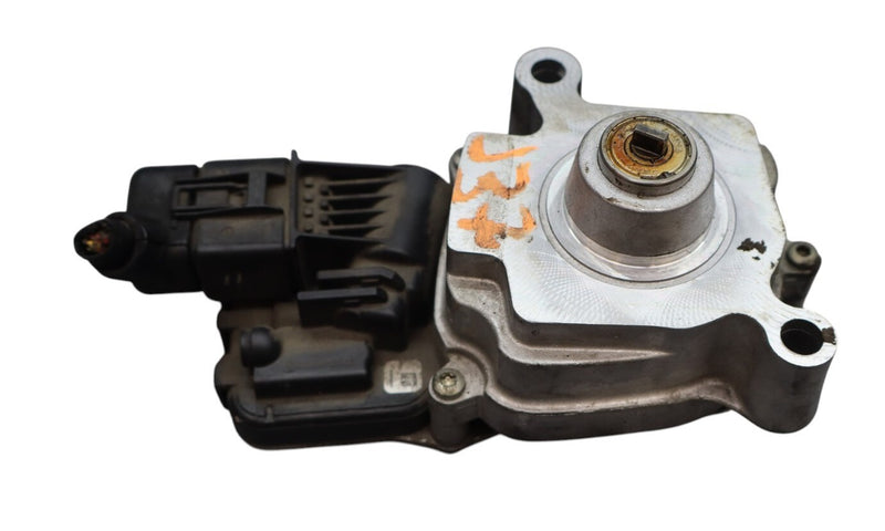 Load image into Gallery viewer, 12-15 BMW F30 328i 320i Transfer Case Motor Actuator A2C73522102 Oem