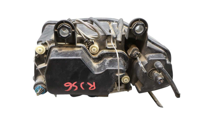 Load image into Gallery viewer, 03-08 Maserati Quattroporte M139 Front Right Side Xenon Headlight Lamp Oem