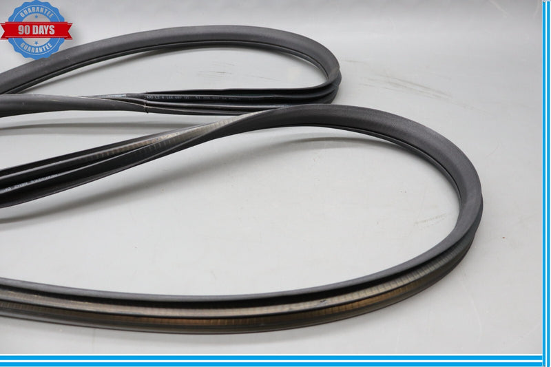 Load image into Gallery viewer, 13-16 Mercedes GL450 GL550 Front Right Passenger Side Door Weather Strip Oem