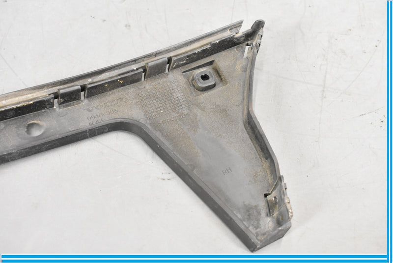 Load image into Gallery viewer, 06-13 Volvo C70 Rear Right Passenger Side Bumper Holder Oem