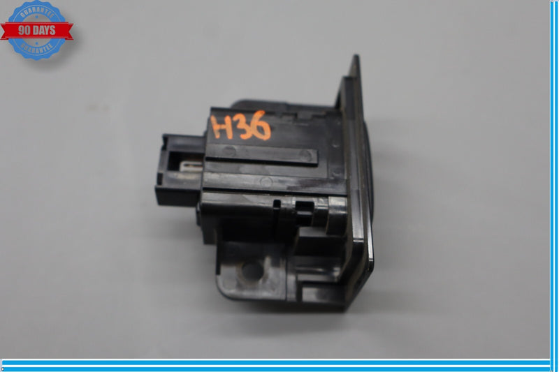 Load image into Gallery viewer, 07-17 Lexus LS460 Power Trunk Close Lid Control Switch Button 15C081 Oem