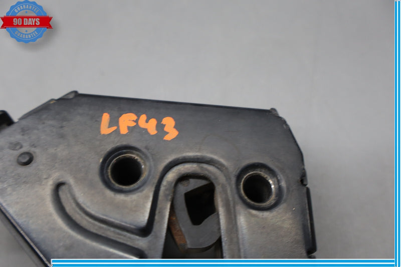 Load image into Gallery viewer, 03-12 Land Rover Range Rover HSE Rear Left Side Tailgate Lock Mechanism Oem