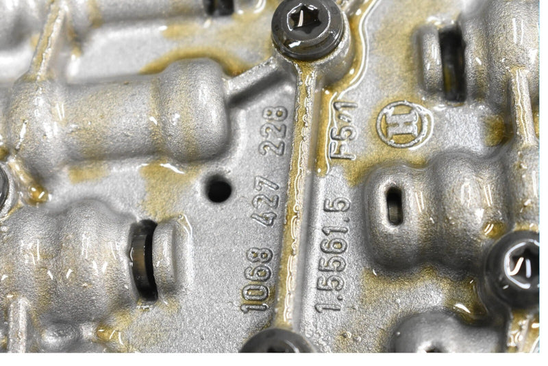 Load image into Gallery viewer, 10-15 Jaguar XJ XJL Engine Transmission Valve Body Mechatronic 0260550043 Oem