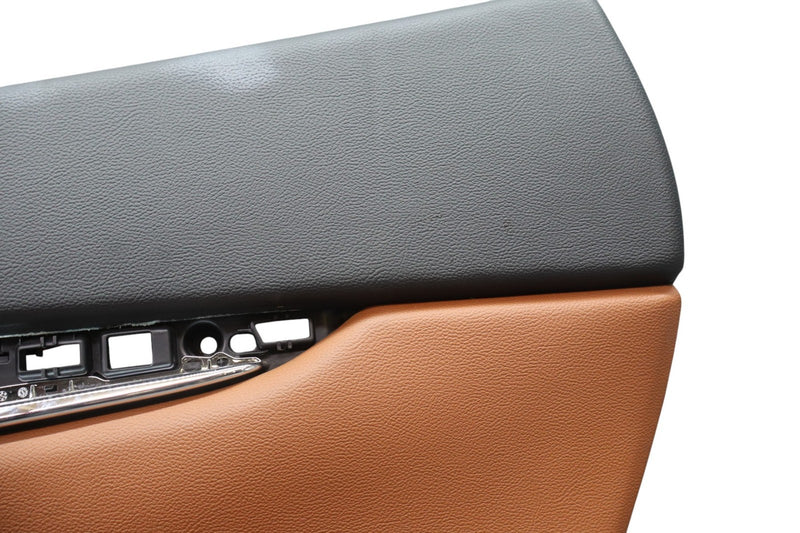 Load image into Gallery viewer, 14-17 Maserati Quattroporte M156 SQ4 Rear Right Side Interior Door Panel Oem