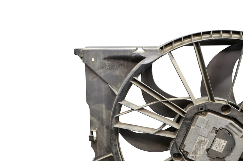 Load image into Gallery viewer, 03-11 Mercedes CLS550 E350 Engine Motor Cooling Radiator Fan Motor Assembly Oem