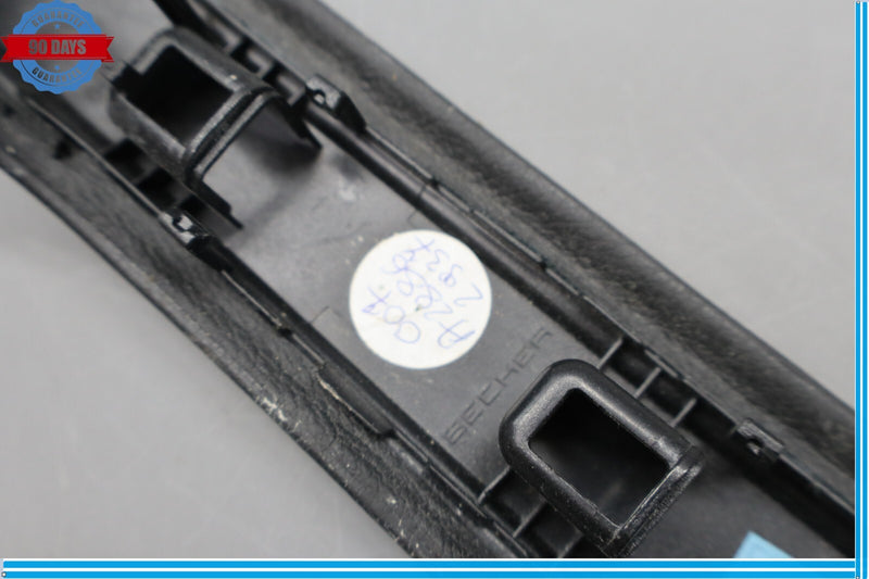 Load image into Gallery viewer, 14-21 Maserati Quattroporte Right Side Door Panel Grab Handle Trim Black Oem