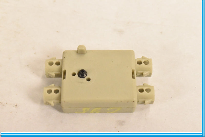 Load image into Gallery viewer, 09-15 BMW 750i 750Li F01 F02 Radio Antenna Trap Circuit Diversity Module Oem