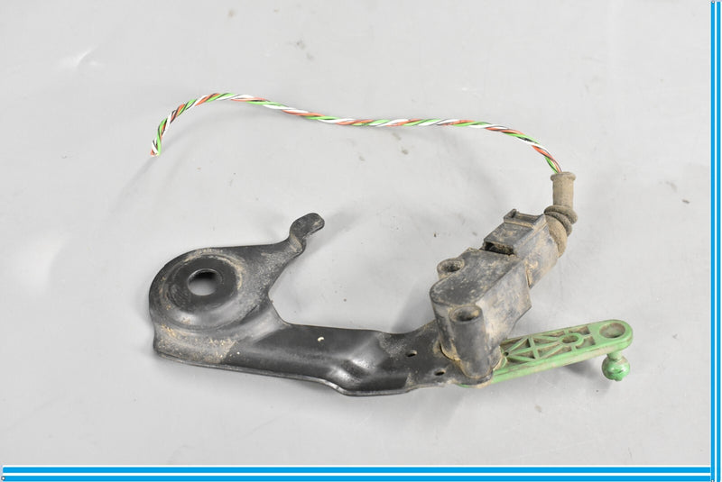 Load image into Gallery viewer, 11-17 Audi A8 L Quattro Headlight Side Height Level Sensor 4H0941309C Oem