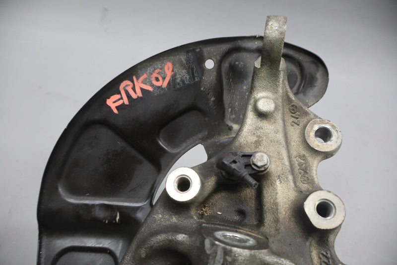 Load image into Gallery viewer, 08-20 Mercedes W204 C300 E350 Front Right Passenger Side Spindle Knuckle Hub Oem