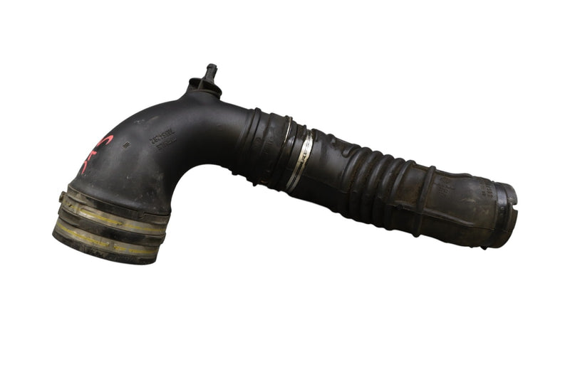 Load image into Gallery viewer, 14-17 Maserati Ghibli Left Turbo Intercooler Hose Air Duct Tube 670001591 Oem
