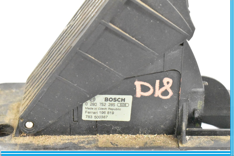 Load image into Gallery viewer, 05-08 Maserati Quattroporte M139 Gas Acceleration Foot Pedal Ferrari 196819 Oem