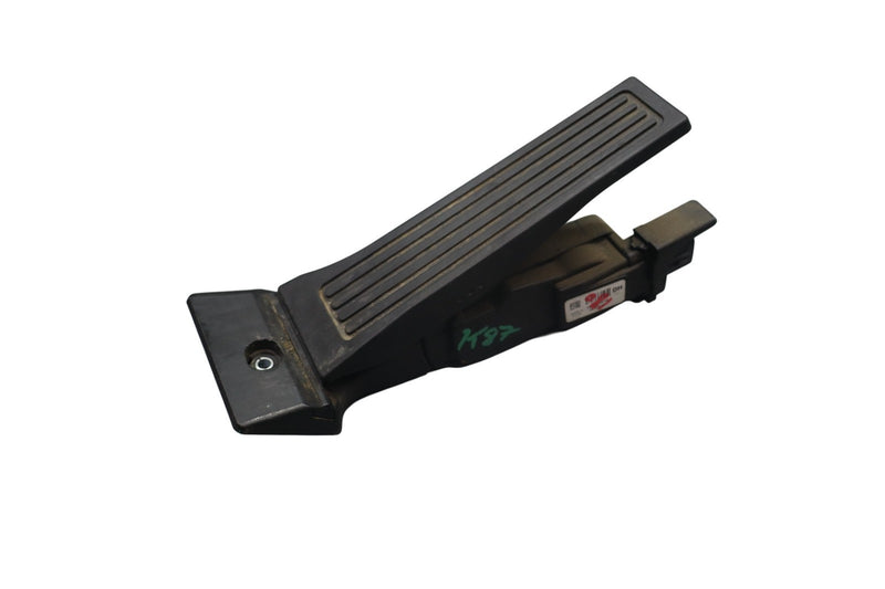 Load image into Gallery viewer, 15-23 Hyundai Genesis Engine Gas Acceleration Accelerator Pedal Assembly OEM
