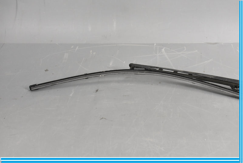 Load image into Gallery viewer, 13-15 Jaguar XF Front Left Or Right Side Windshield Wiper Arm Oem