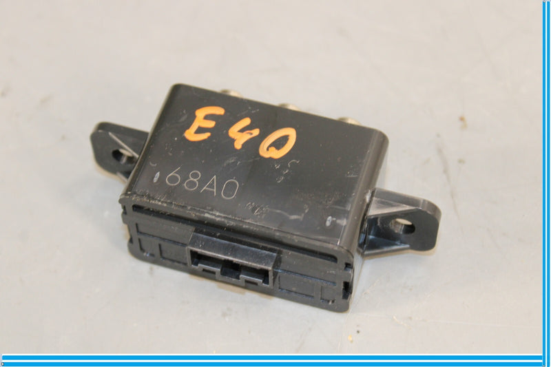 Load image into Gallery viewer, 11-17 Infiniti QX56 QX80 AUX Auxiliary Audio Video Jack RCA Input Oem