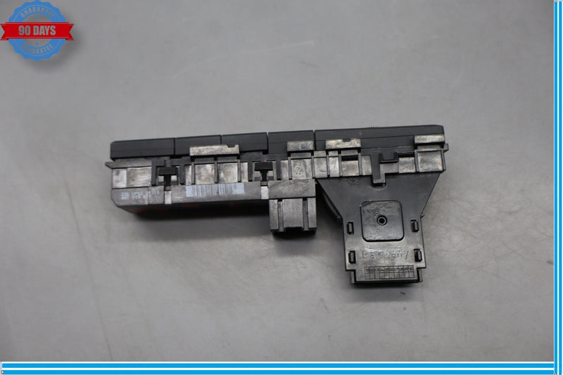 Load image into Gallery viewer, 11-18 Audi A8 A8L Quattro Front Left Driver Air Vent Hazard Control Switch Oem