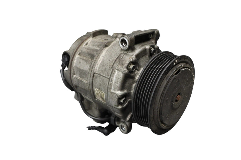 Load image into Gallery viewer, 09-16 Volkswagen Touareg A/C Air Conditional Compressor Assembly 7P0820803 Oem