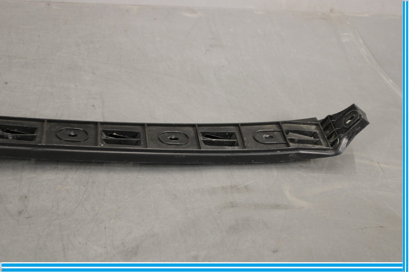 Load image into Gallery viewer, 06-12 Bentley Continental Rear Right Passenger Side Lower Bumper Guide Oem