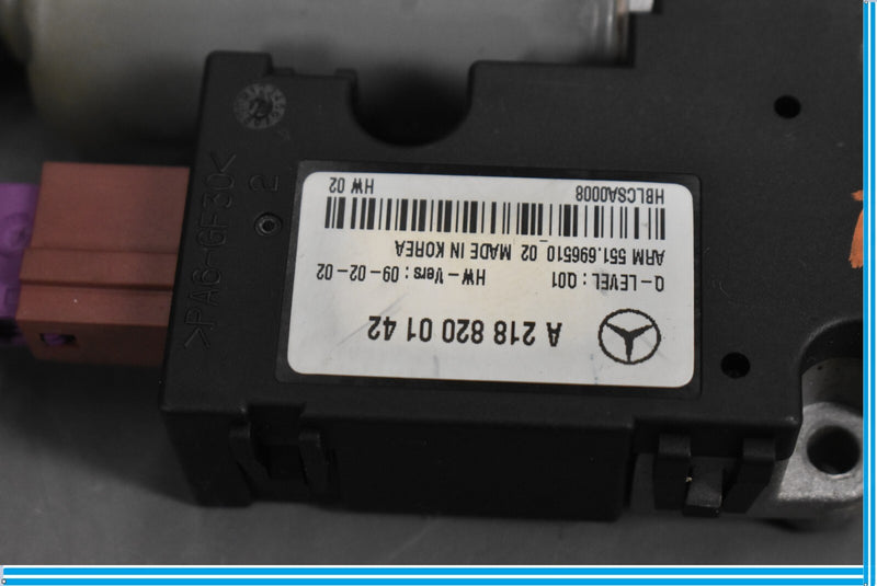 Load image into Gallery viewer, 12-18 Mercedes CLS550 W218 Sunroof Sun Roof Motor Actuator Oem