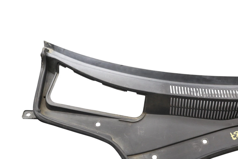 Load image into Gallery viewer, 14-17 Maserati Ghibli Windshield Wiper Cowl Trim Cover Panel Black 670010468 Oem