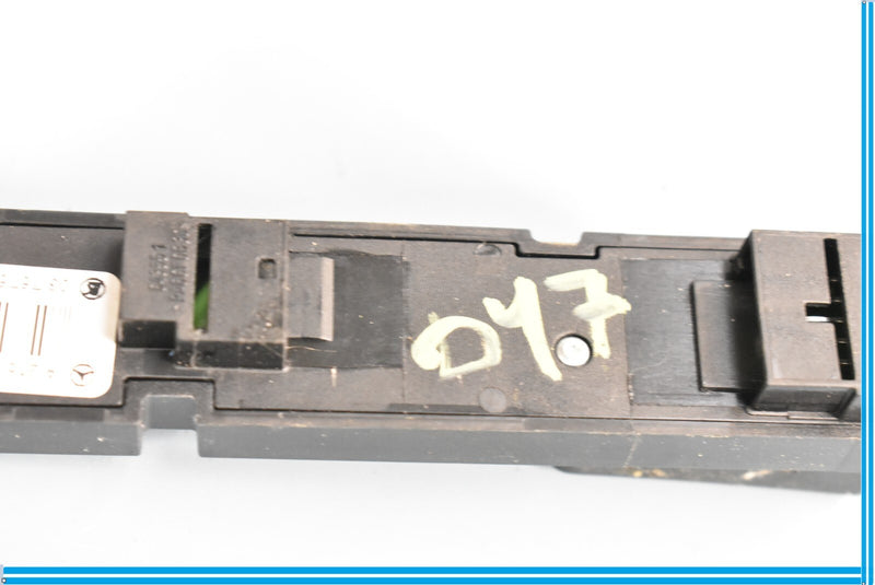 Load image into Gallery viewer, 03-06 Mercedes CL500 S55 AMG Right Passenger Indicator Switch 2158210651 Oem