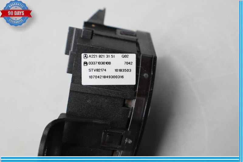 Load image into Gallery viewer, 07-14 Mercedes S550 CL550 Front Right Passenger Door Lock Switch A2218213151 Oem