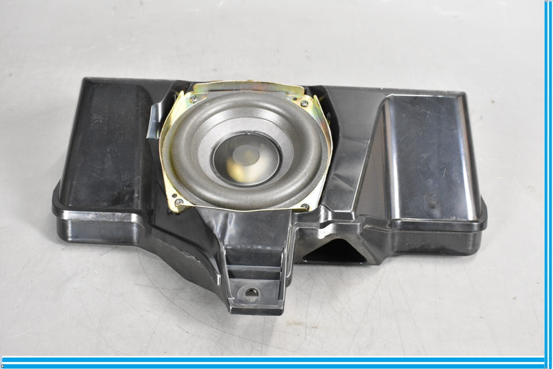 Load image into Gallery viewer, 03-12 Maserati Quattroporte Sub Box and Woofer Speaker Audio Bose Oem