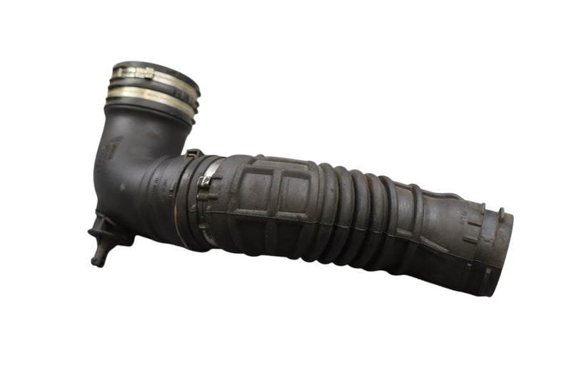 Load image into Gallery viewer, 14-17 Maserati Ghibli Left Turbo Intercooler Hose Air Duct Tube 670001591 Oem
