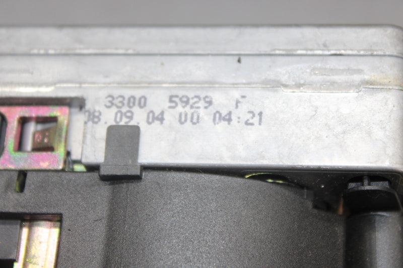 Load image into Gallery viewer, 03-06 Mercedes SL500 R230 Front Right Passenger Side Seat Belt Retractor Oem