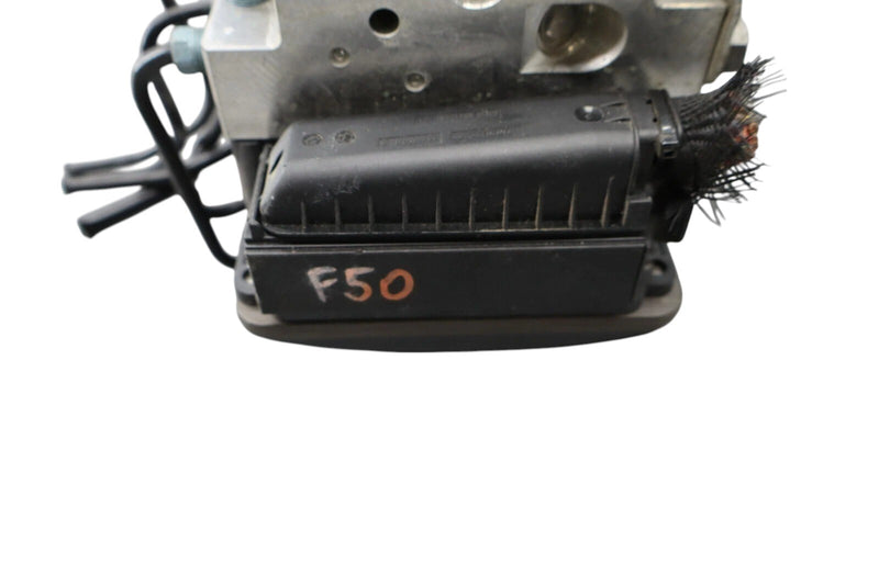 Load image into Gallery viewer, 09-15 BMW 750i 750Li xDrive ABS Anti Brake Pump W/Control Module 34516851390 Oem