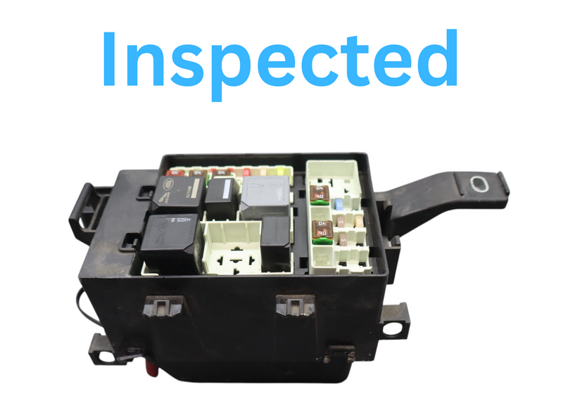Load image into Gallery viewer, 17-20 Jaguar XE X260 Rear Fuse Relay Box Junction Block GX7314A076DA Oem