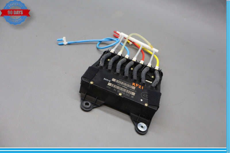 Load image into Gallery viewer, 05-11 Mercedes R171 SLK280 Front Right Passenger Side Seat Valve Block Oem