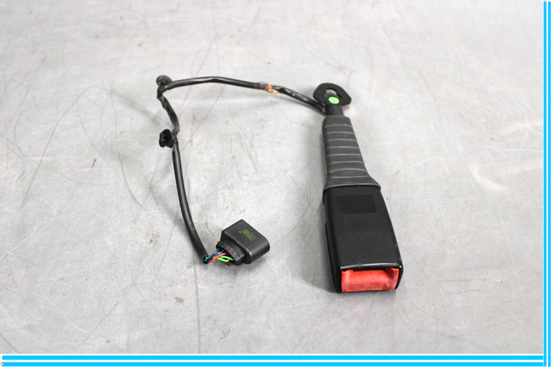 Load image into Gallery viewer, 11-18 Porsche Cayenne Front Right Passenger Seat Belt Seatbelt Buckle Oem