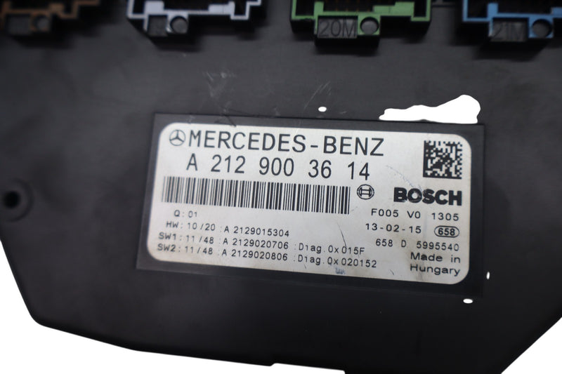 Load image into Gallery viewer, 10-16 Mercedes W212 E350 E550 CLS550 Front SAM Module Relay Fuse Box Oem