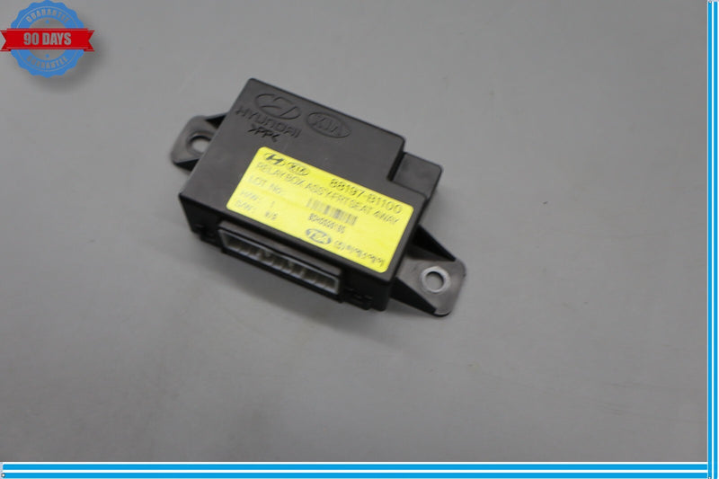 Load image into Gallery viewer, 15-20 Hyundai Genesis Front Right Side Seat 4way Relay Control Module Oem