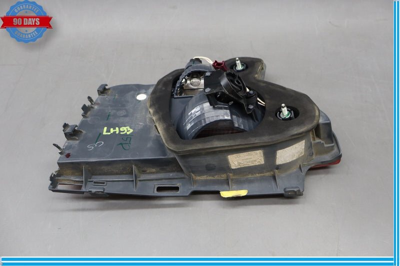 Load image into Gallery viewer, 11-13 BMW F10 535i GT xDriver Left Driver Side Inner Tail Light Lamp Oem