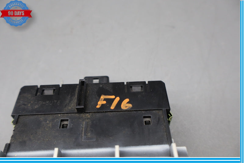 Load image into Gallery viewer, 07-12 Lexus LS460 LS600L Fuel Door Trunk Lid Release Switch 15C041 Oem