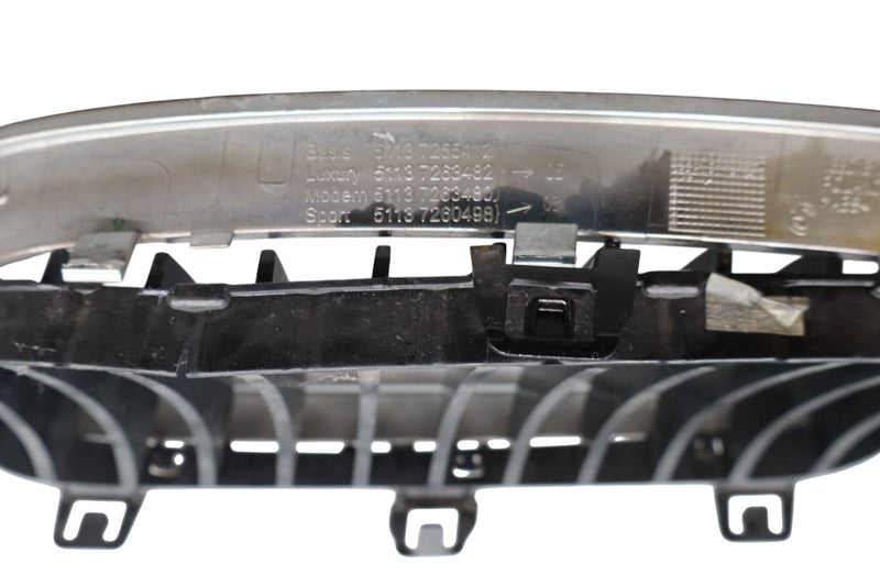 Load image into Gallery viewer, 12-18 BMW 320i 328i 428i F30 Right & Left Side Radiator Hood Grill Grille Oem