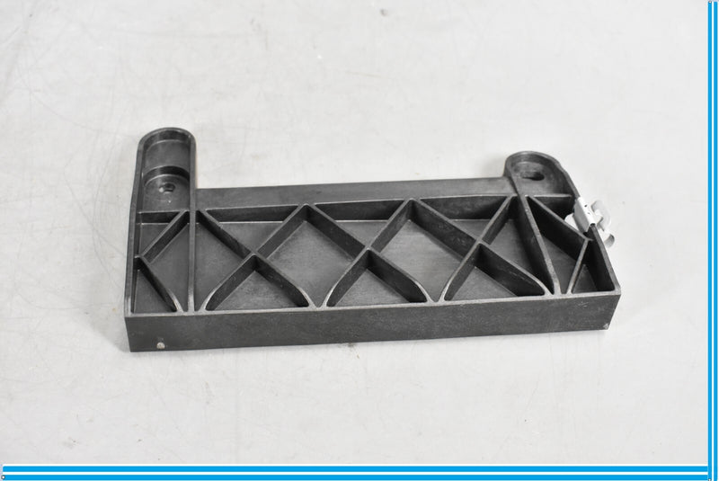 Load image into Gallery viewer, 06-13 Volvo C70 Front Left Roof Sun Visor Trim Liner Support Mount Bracket Oem