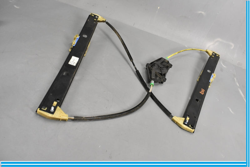 Load image into Gallery viewer, 09-12 Audi A4 Wagon Front Right Side Door Window Regulator W/o Motor Oem