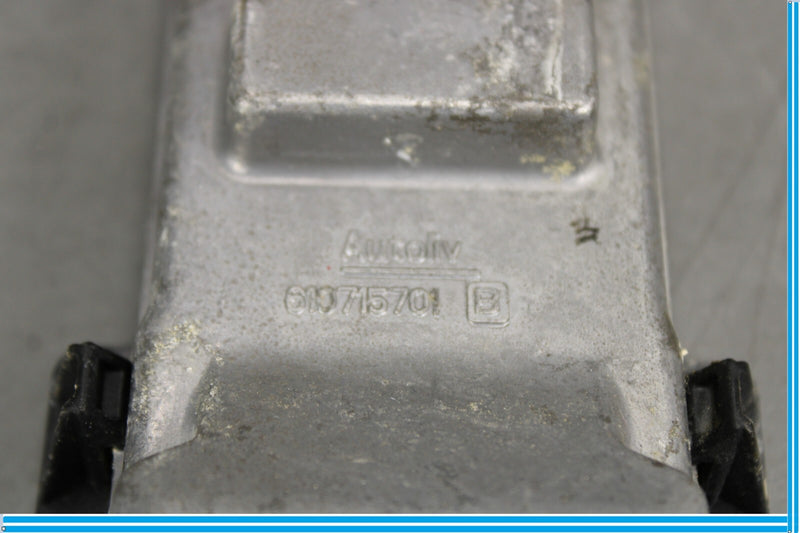 Load image into Gallery viewer, 09-12 BMW 750i 750Li F01 F02 Front Left Seat Belt Retractor Control Module Oem