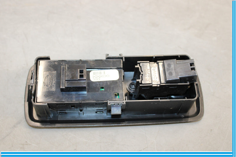 Load image into Gallery viewer, 10-13 Land Rover Range Rover Rear Right Side Door Window Switch W/ Bezel Oem