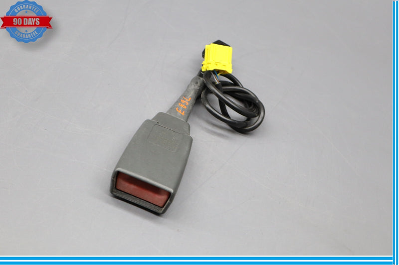 Load image into Gallery viewer, 03-06 Mercedes R230 SL500 SL600 Left Driver Side Seat Belt Buckle Beige Oem
