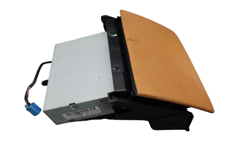 Load image into Gallery viewer, 03-08 Maserati Quattroporte M139 Audio Player 5 Disc CD DVD Changer W / Trim Oem