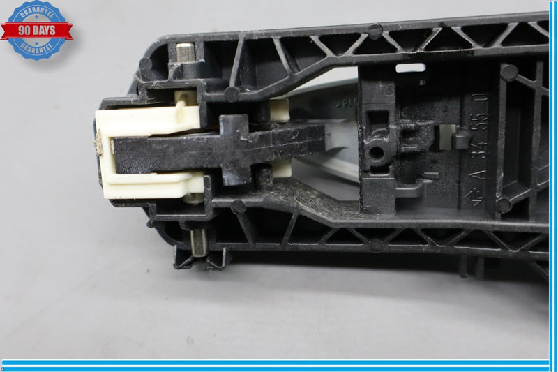 Load image into Gallery viewer, 08-11 Mercedes W204 C300 C350 Rear Left Side Exterior Door Handle Oem